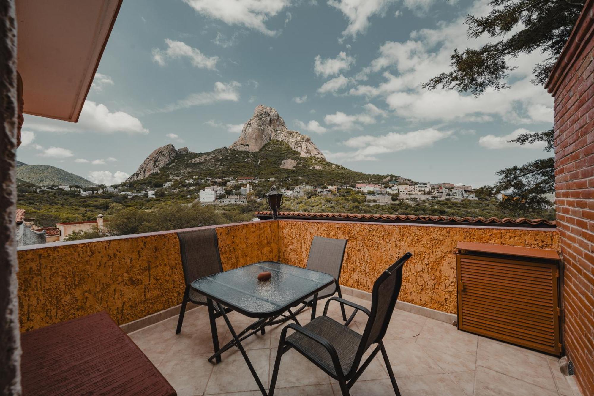 El Cantar Del Viento- Hotel Boutique Bernal Bagian luar foto